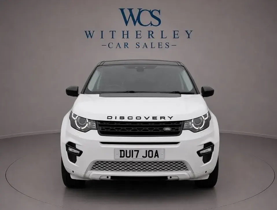 Used Land Rover Discovery Sport SE 180 HP (132 kW) 2017 White SUV