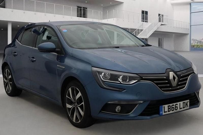 Used 2016 Renault Mégane III Dynamique Hatchback | £7,490 (Fair price) - Image 1/1