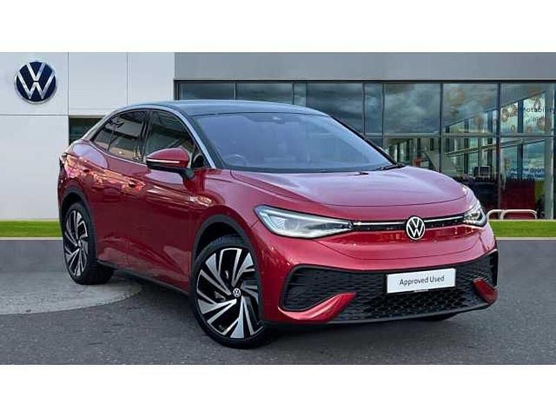 Black New 2025 VW ID.5 Pro SUV | £32,999 (Expensive) - Image 1/4