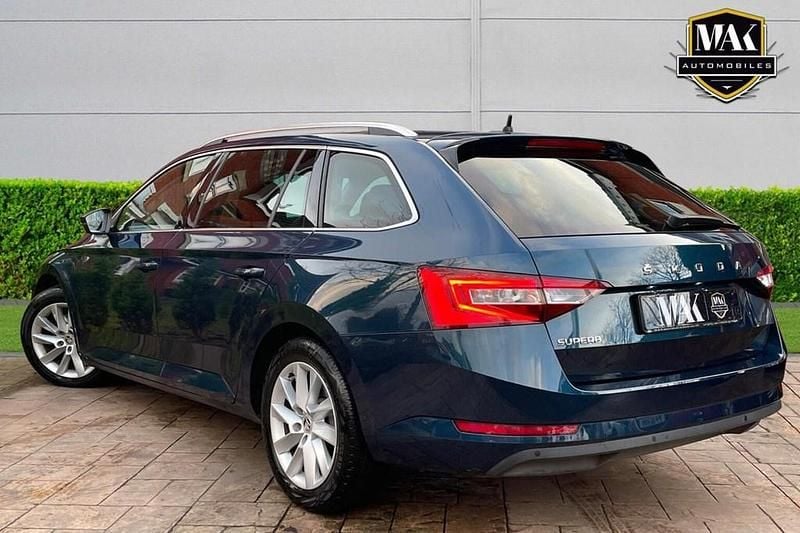 Used Skoda Superb SE Technology 150 HP (110 kW) 2021 Blue Estate