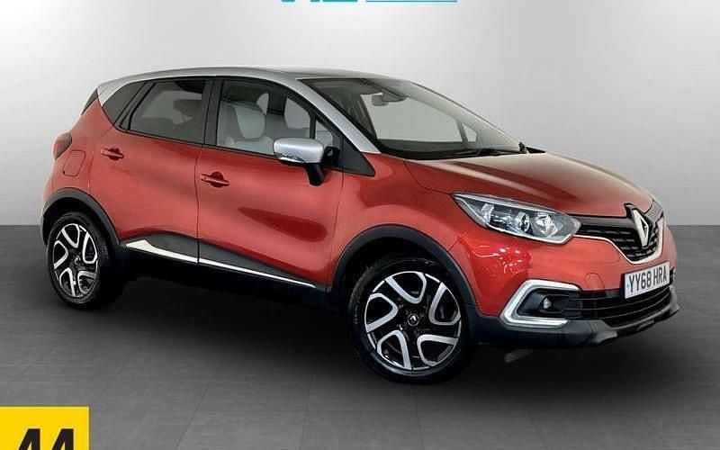 Red/silver Used 2018 Renault Captur Iconic SUV | £6,995 (Good price) - Image 1/2
