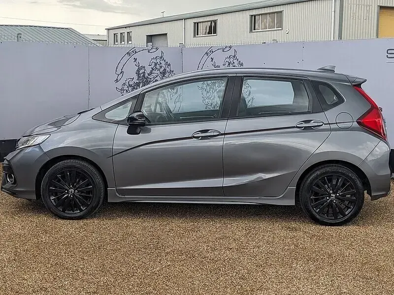 Used Honda Jazz Sport 130 HP (95 kW) 2019 Grey Hatchback