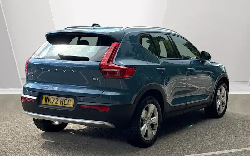 Used Volvo XC40 Core 163 HP (119 kW) 2026 SUV
