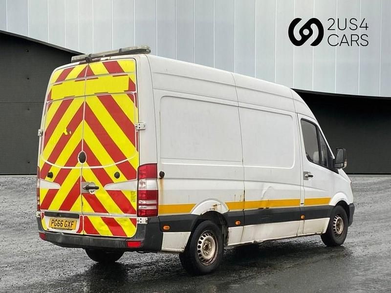 Used Mercedes Sprinter 140 HP (102 kW) 2017 White Van