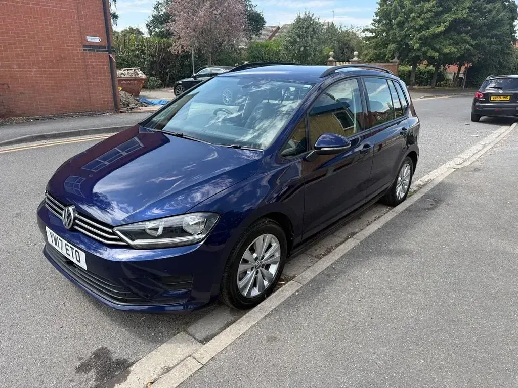 Used VW Golf Sportsvan SE 2017 Blue MPV