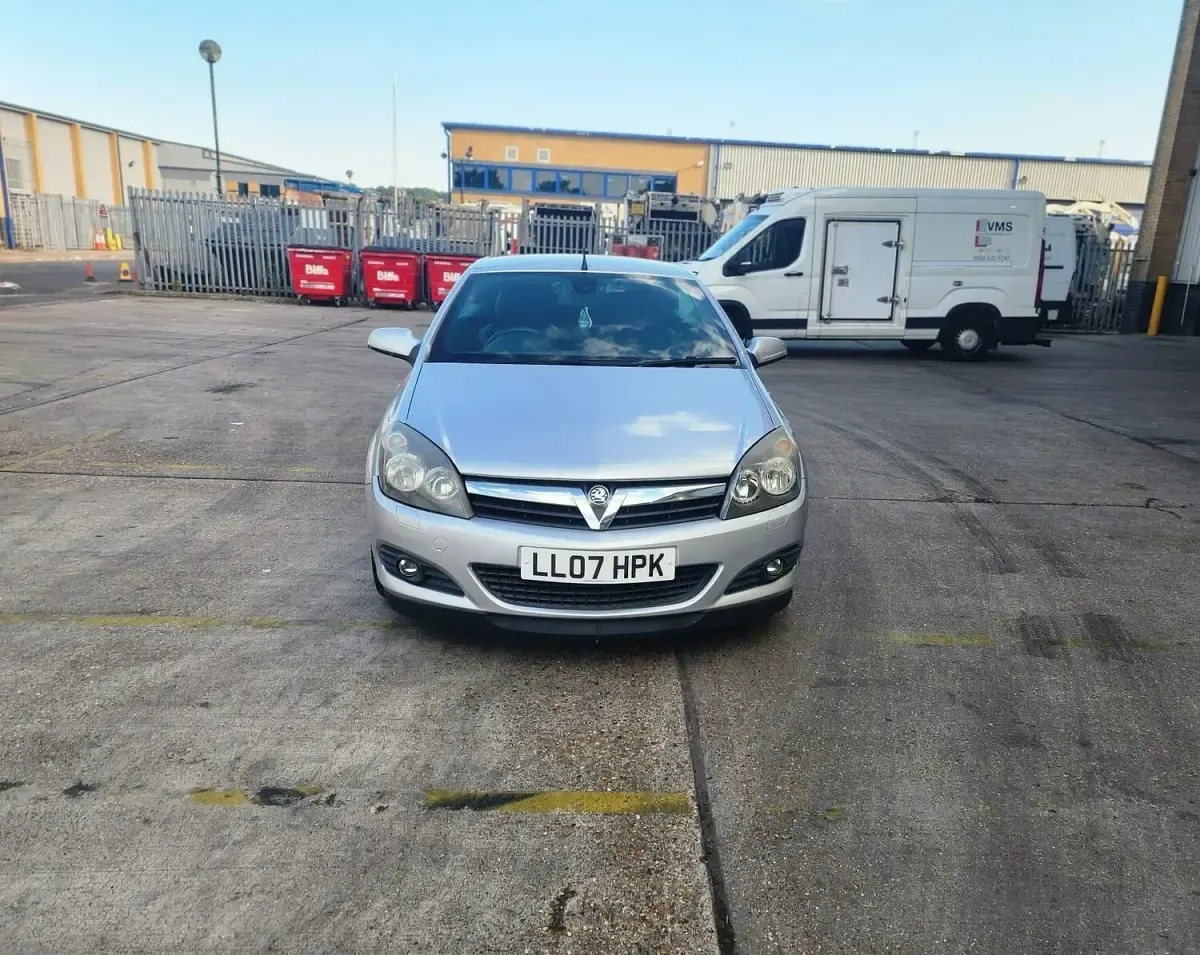 Used Vauxhall Astra Cabriolet Design Edition 2007 Silver Cabriolet