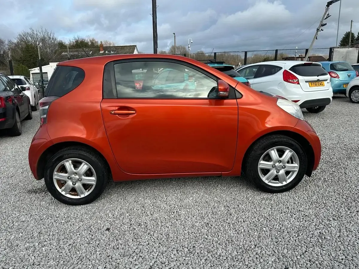Used Toyota iQ 2011 Red Hatchback