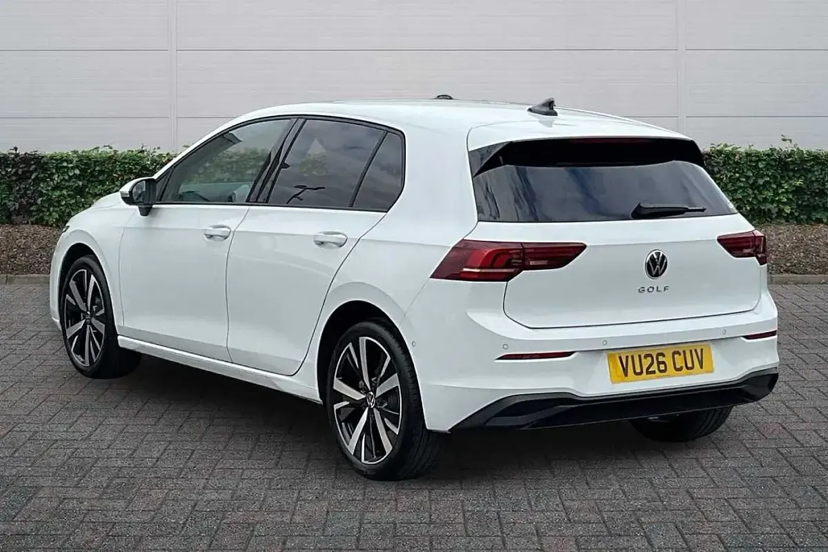 Used VW Golf VIII Match 150 HP (110 kW) 2026 Pure white Hatchback