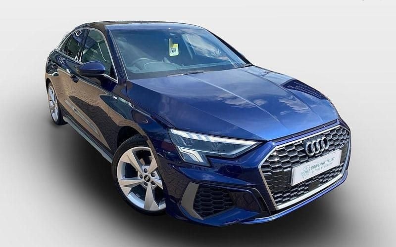 Begagnad Audi A3 S-Line 110 HK (80 kW) 2024 Sedan
