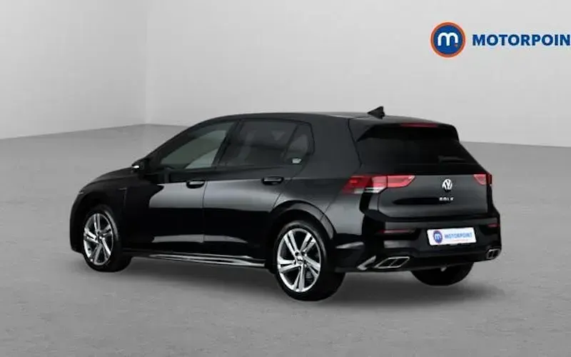 Used VW Golf VIII R-line 131 HP (96 kW) 2024 Hatchback