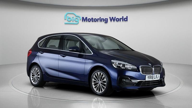 Used BMW 220 Luxury Line 187 HP (137 kW) 2018 Blue Estate