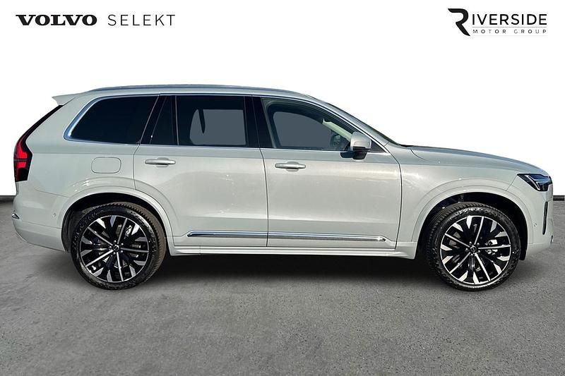Used Volvo XC90 Ultra 455 HP (334 kW) 2025 Vapour grey SUV