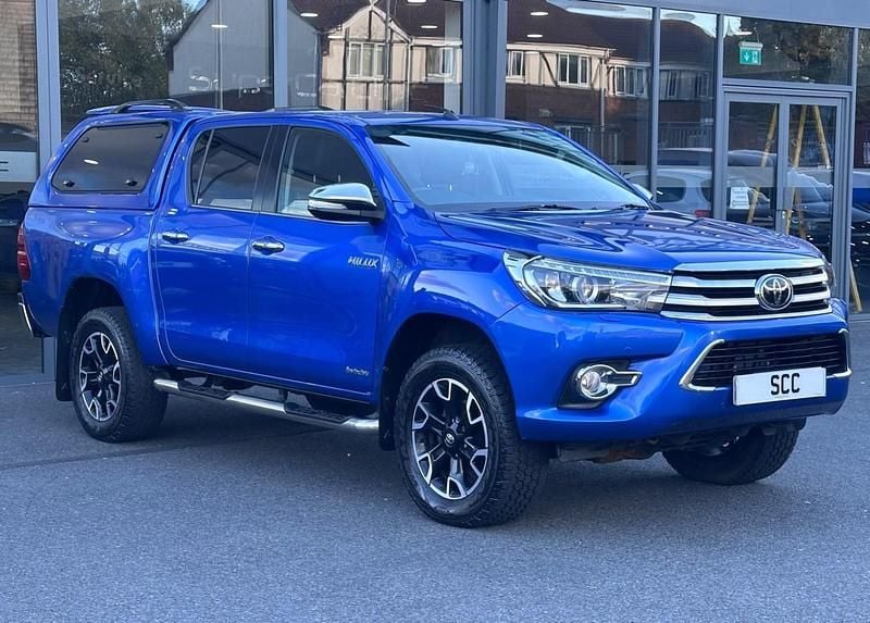 Blue Used 2017 Toyota HiLux Pickup | £19,995 (Fair price) - Image 1/4