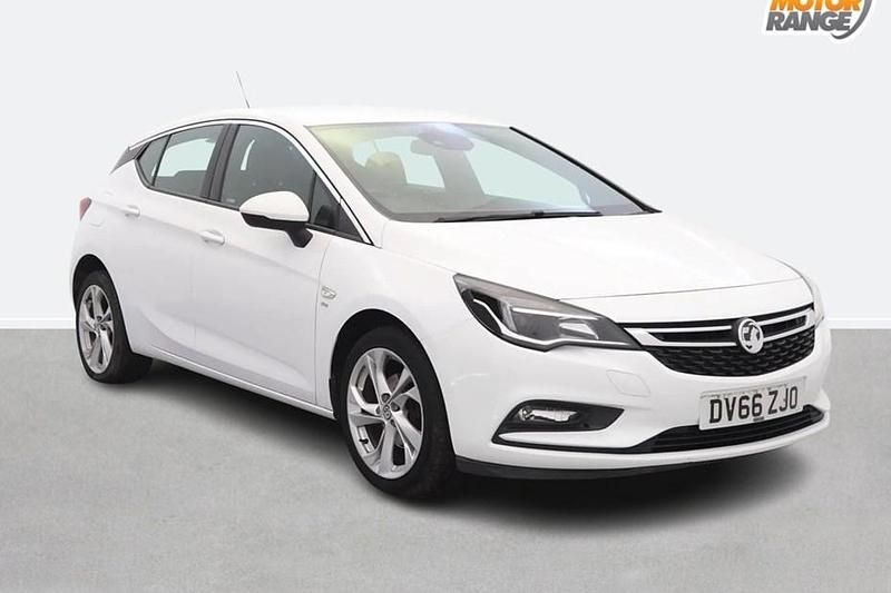 White Used 2016 Vauxhall Astra SRi Hatchback | £7,895 (Fair price) - Image 1/1