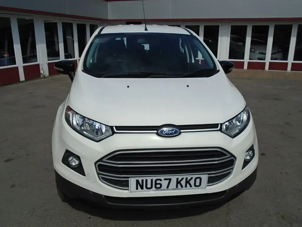 Usado Ford Ecosport Zetec 124 HP (91 kW) 2017 Branco SUV