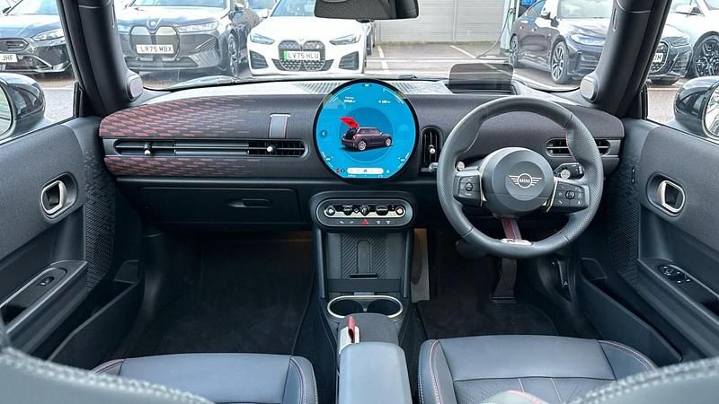 Used Mini Cooper S Hatch 201 HP (147 kW) 2024 Black Hatchback