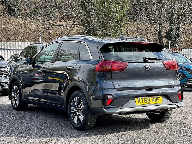 Used Kia Niro 139 HP (102 kW) 2020 Grey SUV