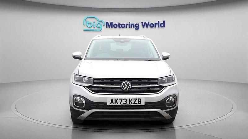 Usado VW T-Cross SEL 110 HP (80 kW) 2023 Prateado SUV