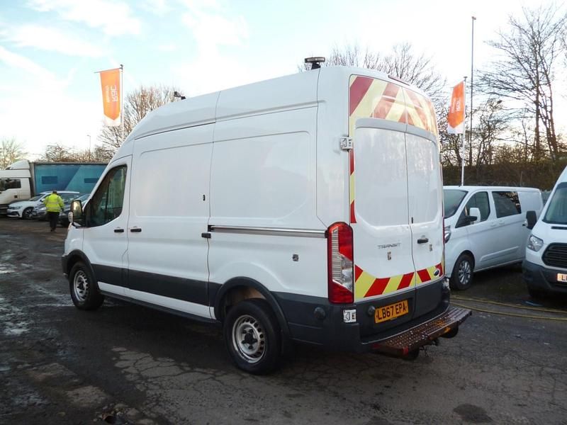 Used Ford Transit 130 HP (95 kW) 2018 White