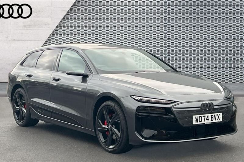 Grey Used 2025 Audi e-tron Performance SUV | £66,375 - Image 1/4