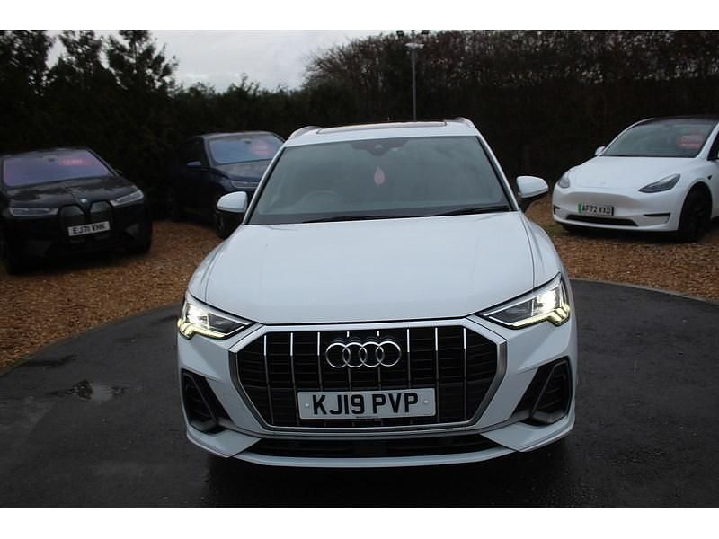 Used Audi Q3 S-Line 150 HP (110 kW) 2019 White SUV