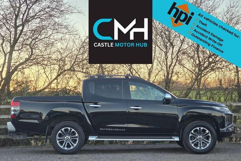 Used Mitsubishi L200 150 HP (110 kW) 2020 Black Pickup