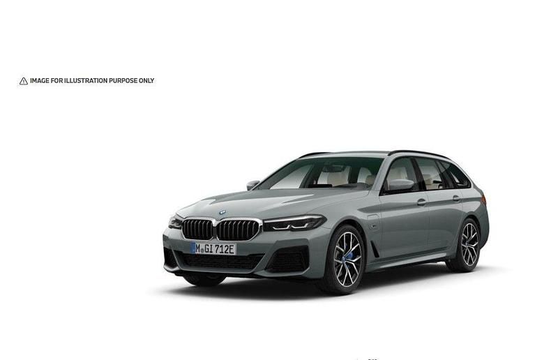 Grey Used 2022 BMW 530e M Sport Estate | £29,248 (Fair price) - Image 1/1