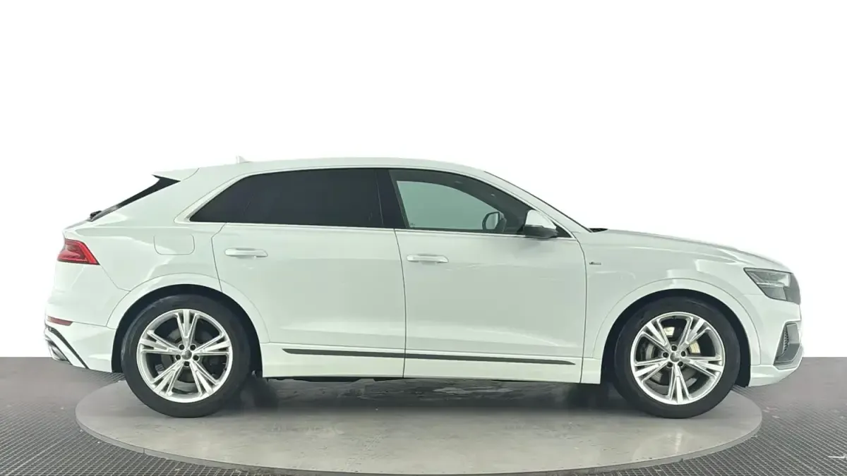 Used Audi Q8 S-Line 2018 White SUV