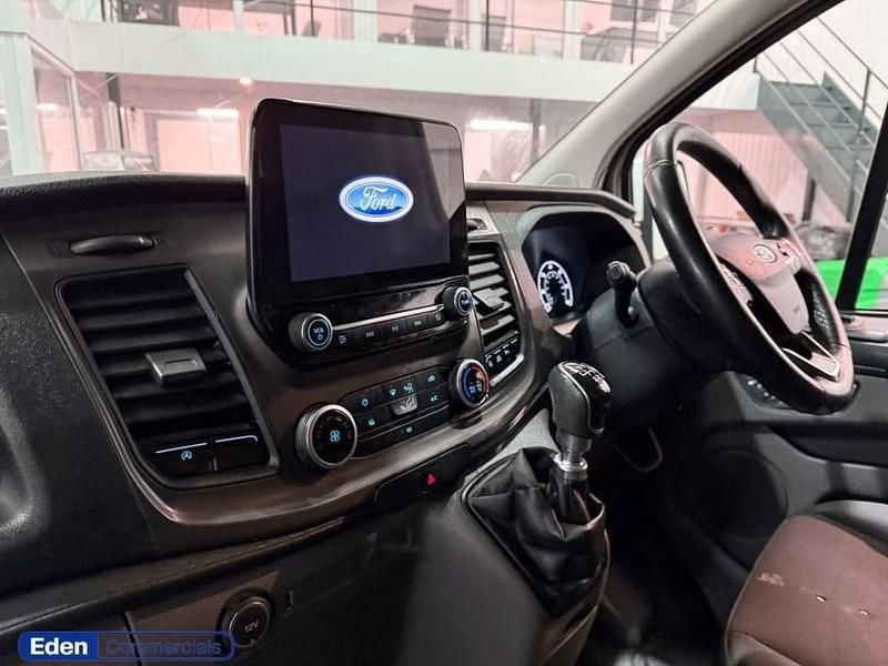 Used Ford Transit Custom Trend 105 HP (77 kW) 2020 White Van