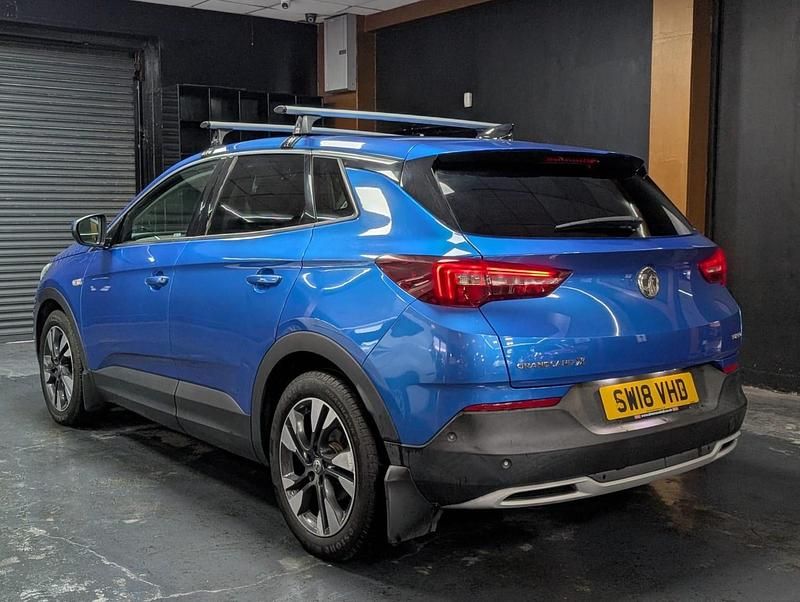 Used Vauxhall Grandland X Sport 130 HP (95 kW) 2018 Blue SUV