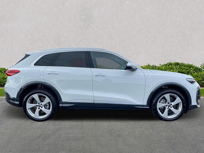 Usado Audi Q5 S-Line 204 HP (150 kW) 2025 Branco SUV