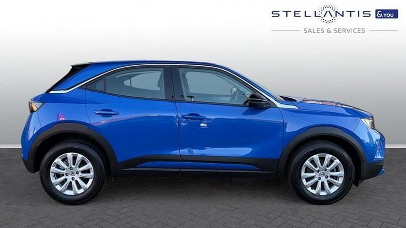 Used Vauxhall Mokka Design Edition 99 HP (72 kW) 2022 Blue SUV
