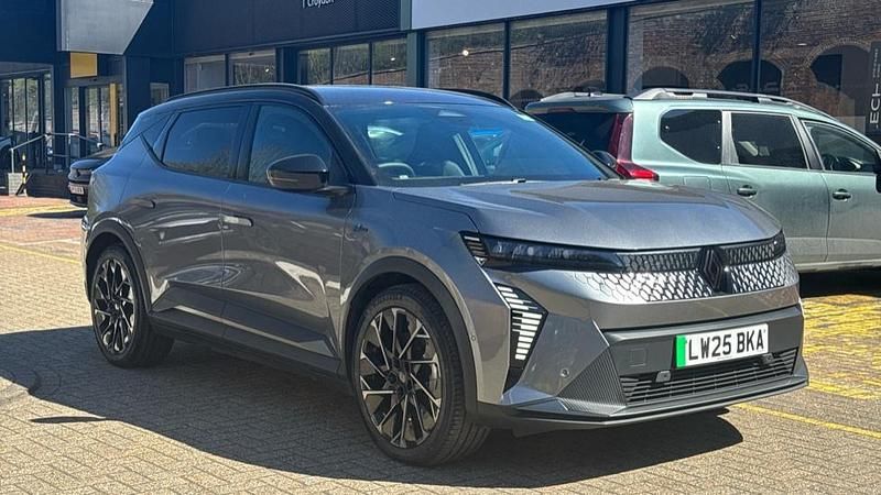 Used Renault Scenic E-Tech Techno Esprit Alpine 159 kW (217 HP) 2025 Twotone metallic  shadow grey with diamond black  SUV