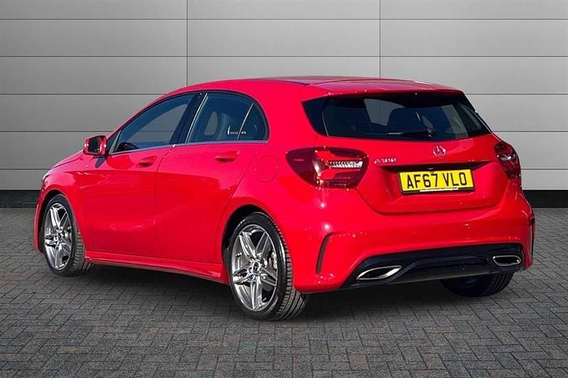Used Mercedes A180 AMG Line Premium 122 HP (89 kW) 2017 Jupiter red Hatchback