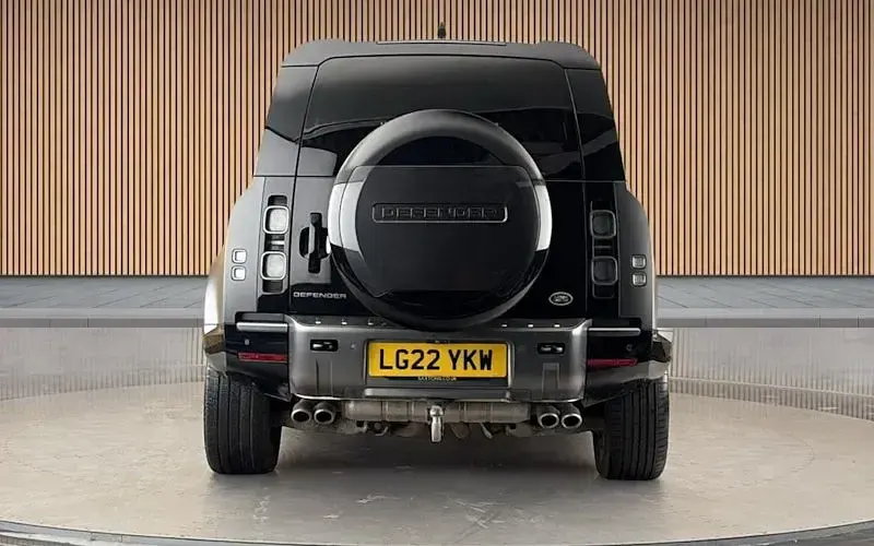 Used Land Rover Defender Carpathian Edition 525 HP (386 kW) 2024 SUV