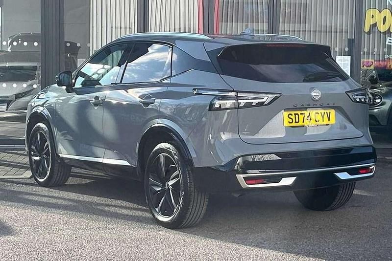 Used Nissan Qashqai Tekna 138 HP (101 kW) 2024 Grey SUV