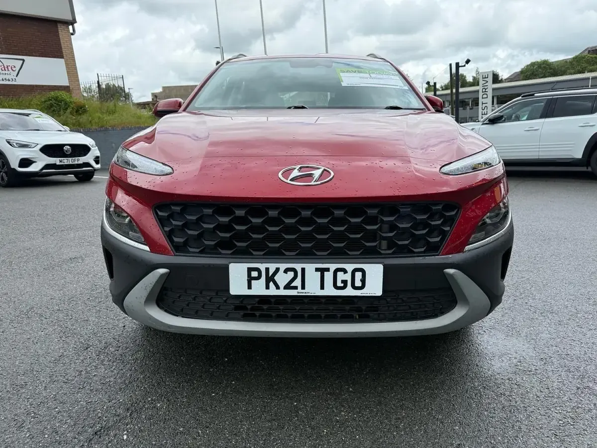 Used Hyundai Kona SE 120 HP (88 kW) 2021 Red SUV