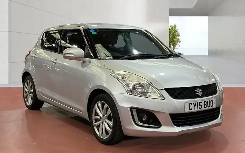 Used Suzuki Swift SZ4 94 HP (69 kW) 2015 Hatchback