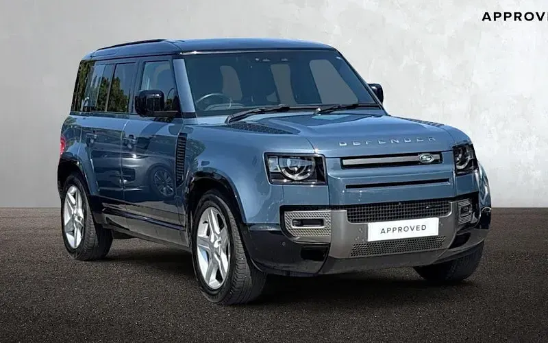 Used Land Rover Defender SE Dynamic 249 HP (183 kW) 2023 SUV