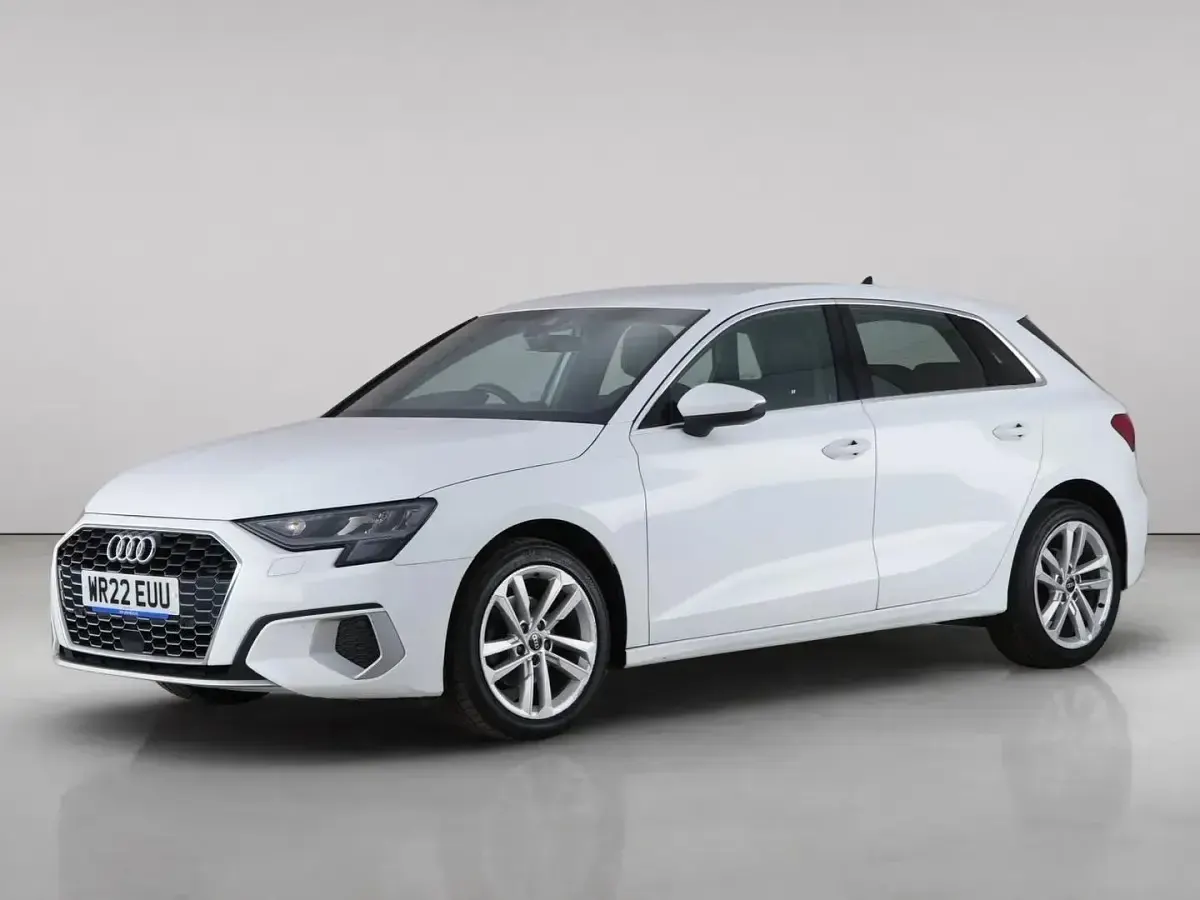 Used Audi A3 Sportback Sport 110 HP (80 kW) 2022 White Hatchback