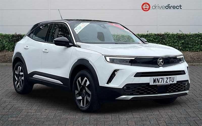 Brilliant paint white jade Used 2021 Vauxhall Mokka Elite SUV | £13,495 (Fair price) - Image 1/4