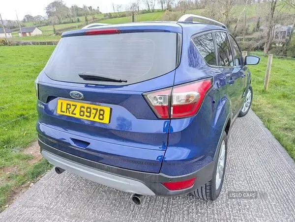 Used Ford Kuga Zetec 120 HP (88 kW) 2017 Blue SUV