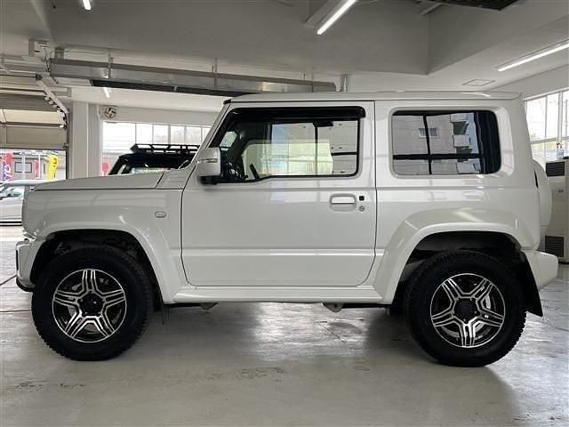 Used Suzuki Jimny SZ5 101 HP (74 kW) 2024 White SUV