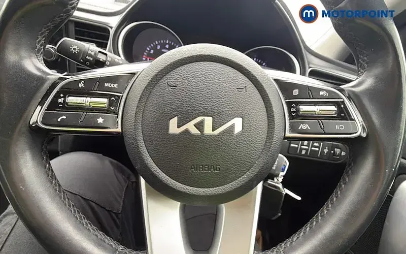 Used Kia Ceed Sportswagon 120 HP (88 kW) 2021 Red Estate