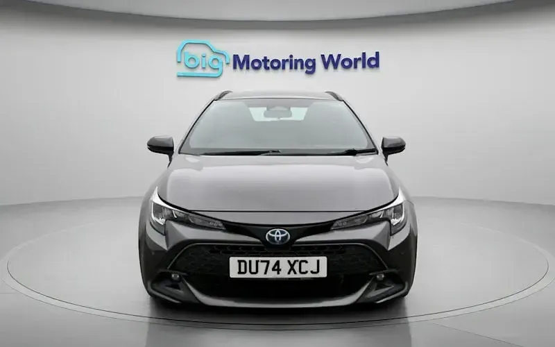 Used Toyota Corolla 140 HP (102 kW) 2026 Estate