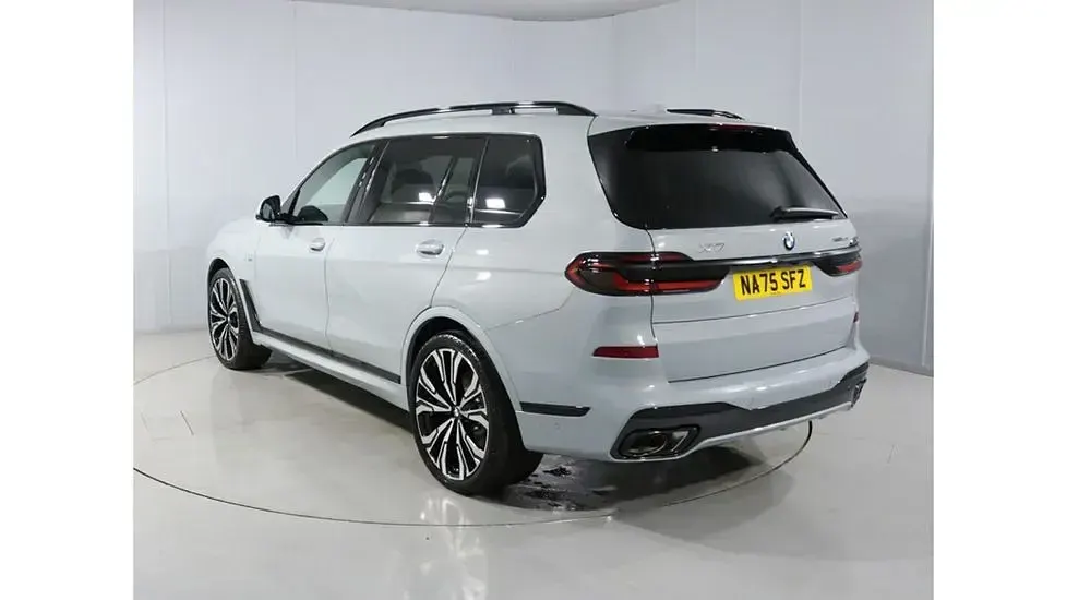 Used BMW X7 M Sport 381 HP (280 kW) 2025 Grey SUV