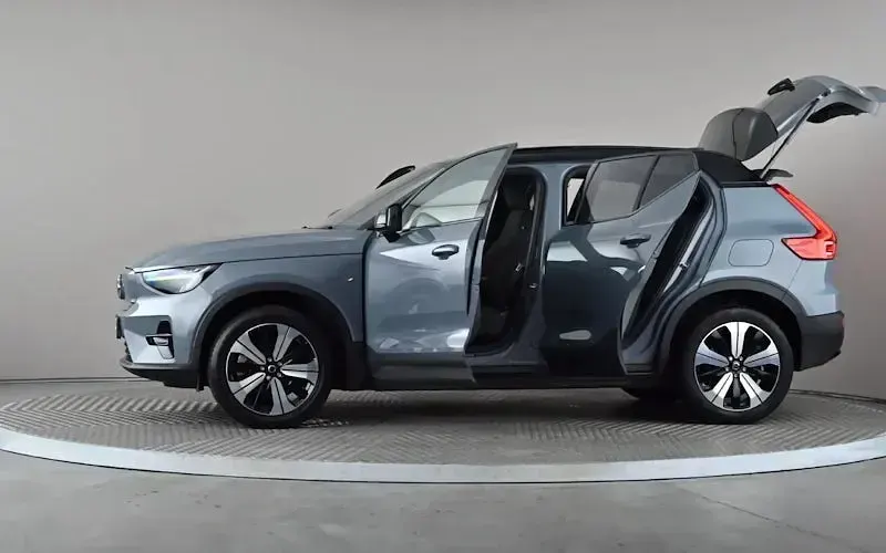 Used Volvo XC40 Plus 169 kW (231 HP) 2023 Grey SUV