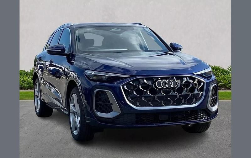 Other New 2025 Audi Q5 S-Line SUV | £50,699 (Fair price) - Image 1/4