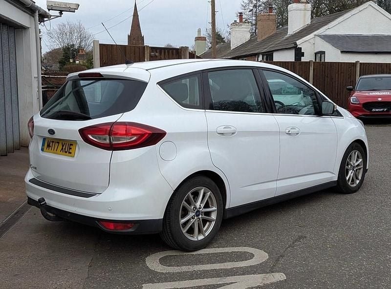 Used Ford C-MAX Zetec 120 HP (88 kW) 2017 White MPV