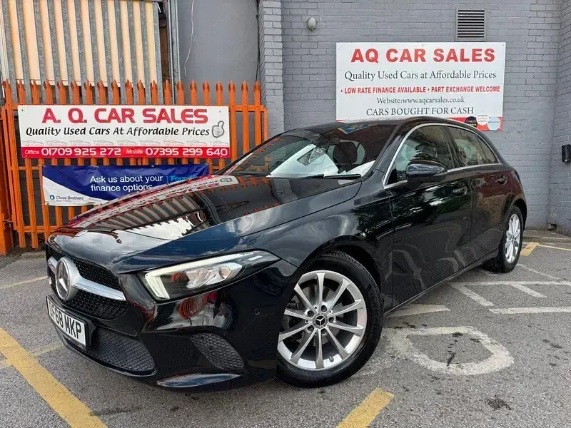 Used Mercedes A180 Executive 116 HP (85 kW) 2019 Black Hatchback